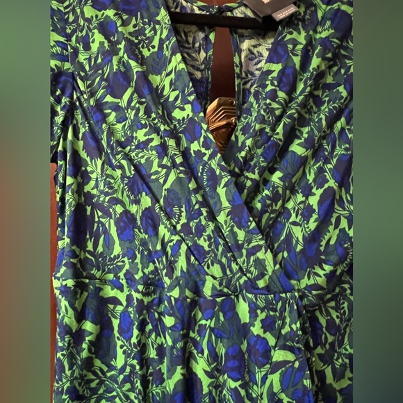 Maeve Anthropologie Floral Print Ruched Faux Wrap Dress Size 2 - Picture 7 of 14